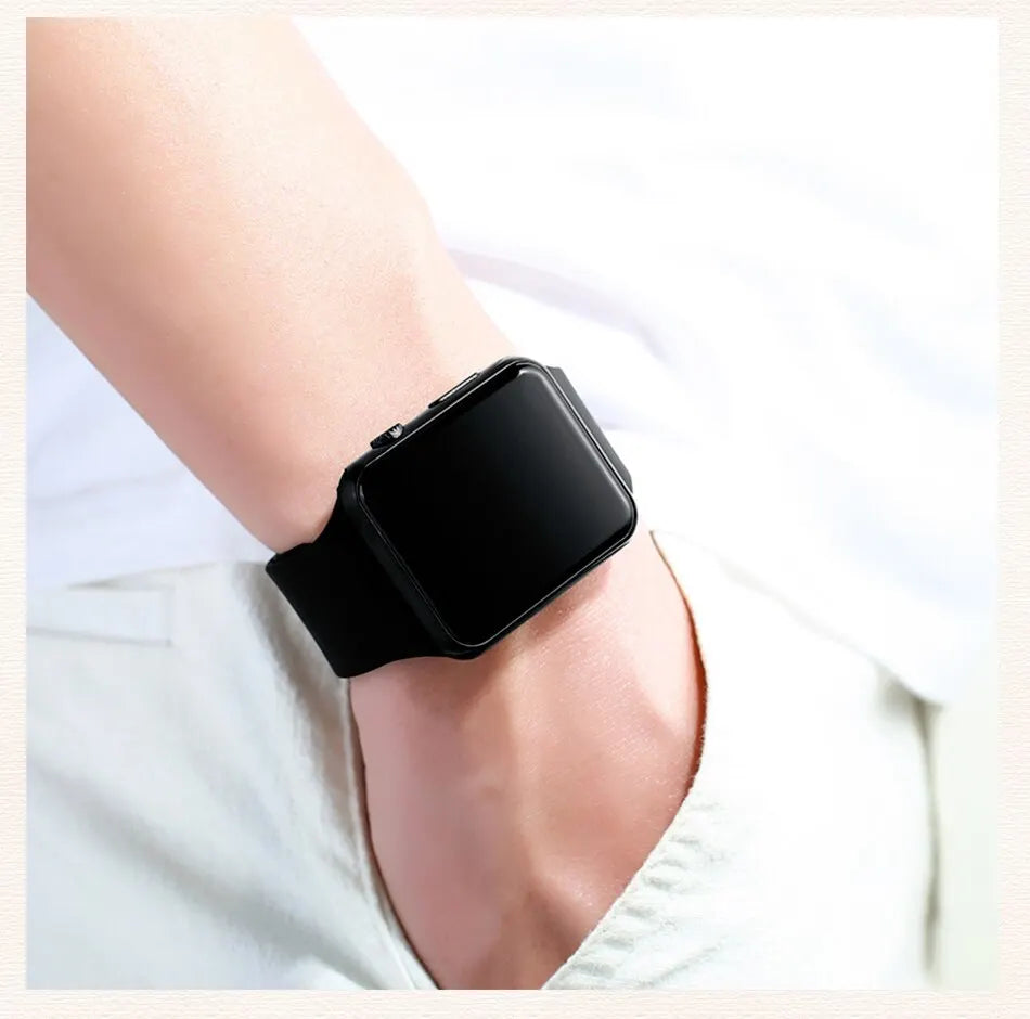 Sports Watch For Women And Men Electronic LED Digital Watch Fashion Casual Simple Silicone Female Watch Electronic Clock